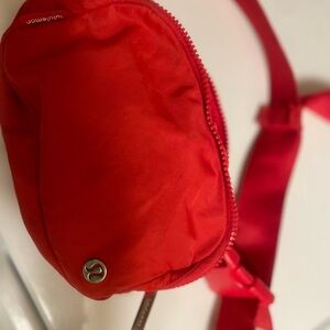 Lululemon belt bag
